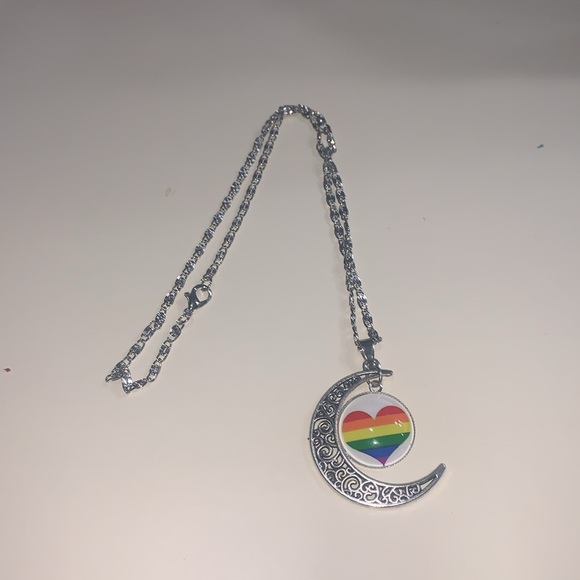 Pride necklace - Picture 3 of 3